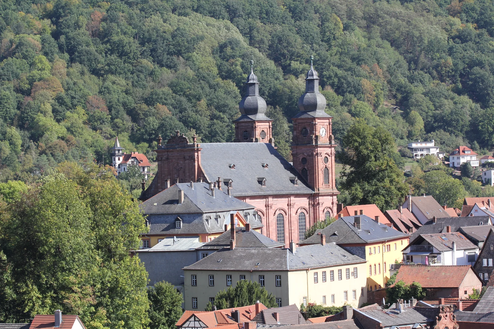 Öffentliche Führung: Pfarrkirche St. Gangolf Amorbach