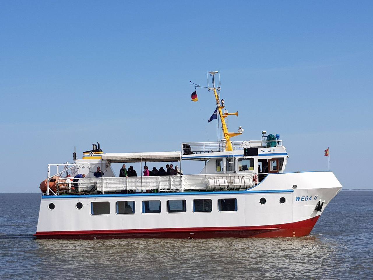 MS Wega II - Fahrt ins Wattenmeer mit Netzfang