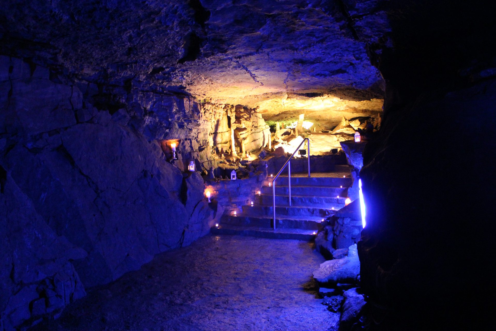Meditation in der Schillat-Höhle