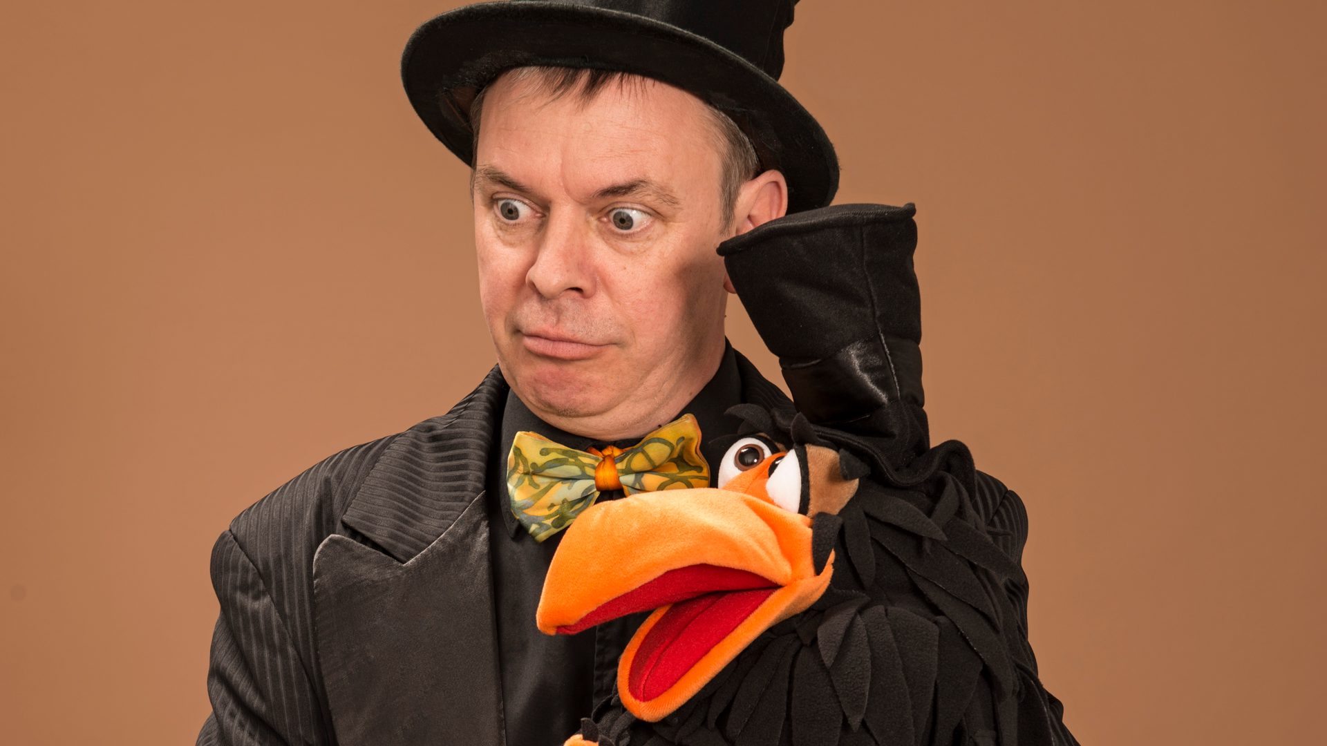 Kinderzaubershow: Fabian Rabe - "... dreimal Schweizer Kater"