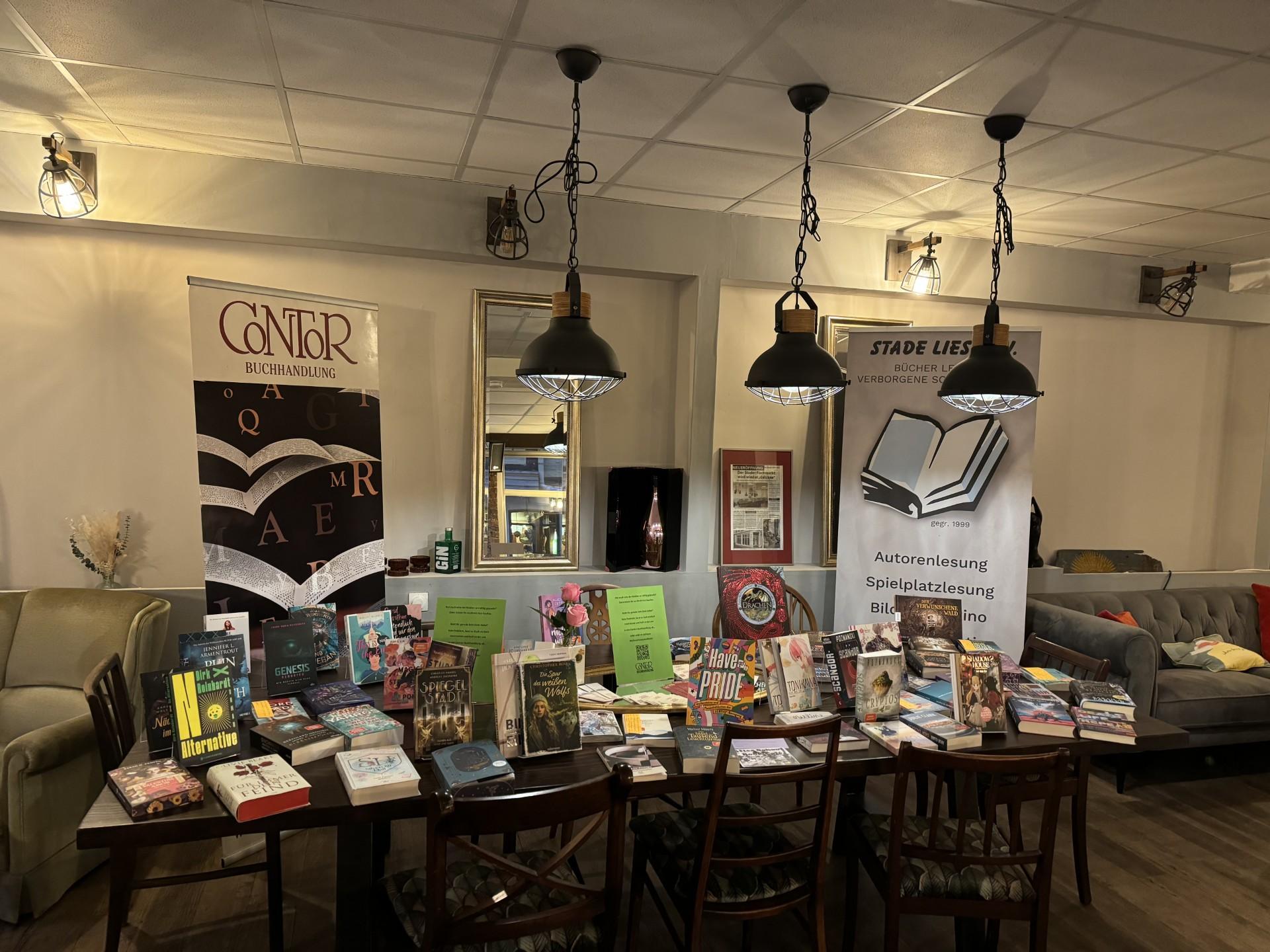 After School Book Café - für Jugendliche