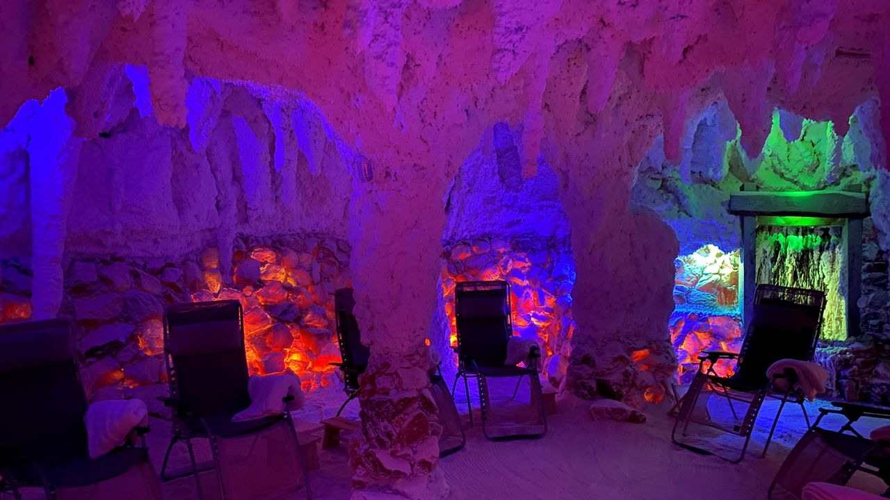 Klangschalen Reise in der Salzgrotte Bad Laer