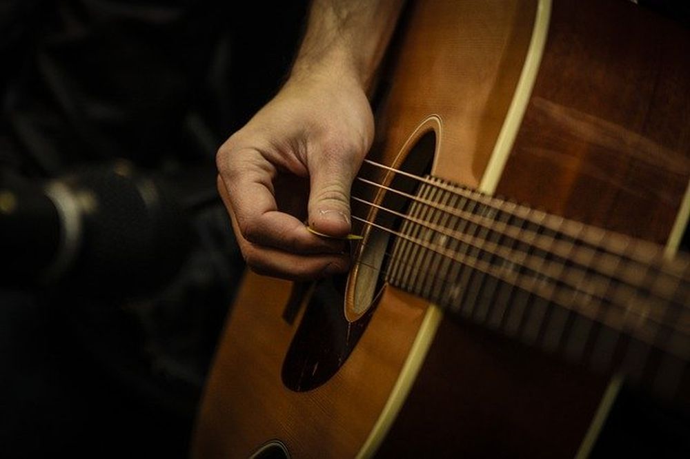 Live-Musik im Taubenhof - BOCK ’N BURGER