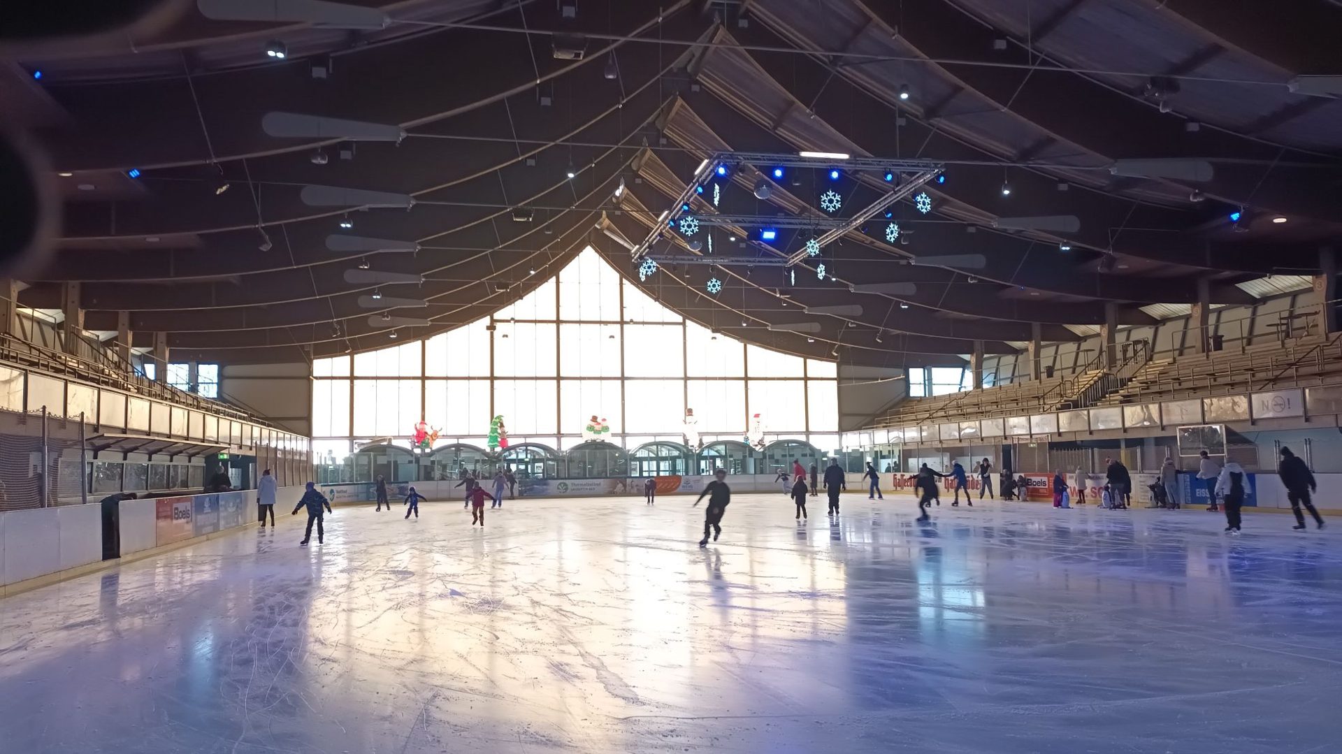 Halloween in der Eissporthalle