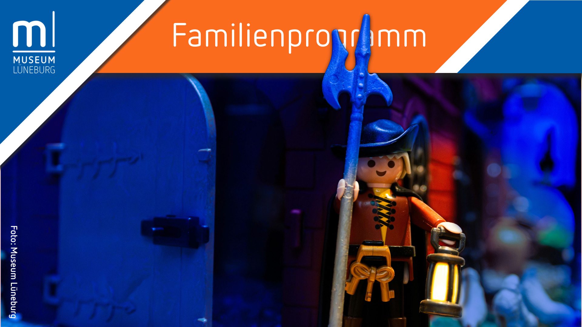 Taschenlampentour auf eigene Faust durch die Sonderausstellung "Abenteuer Hanse mit PLAYMOBIL"
