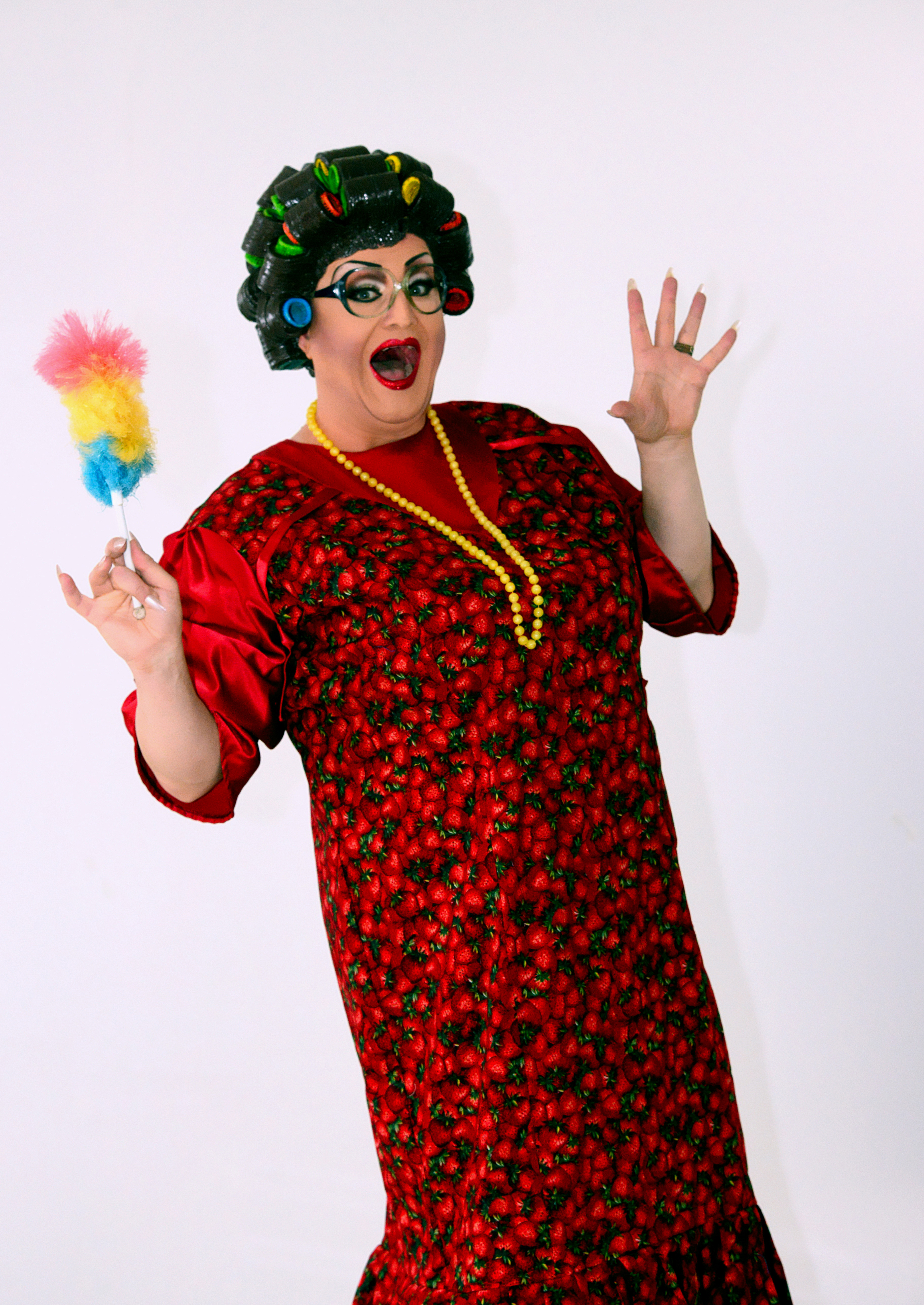 KulturMomente Bad Urach mit Frl. Wommy Wonder und Kabarett-Programm „Aber hallo!“