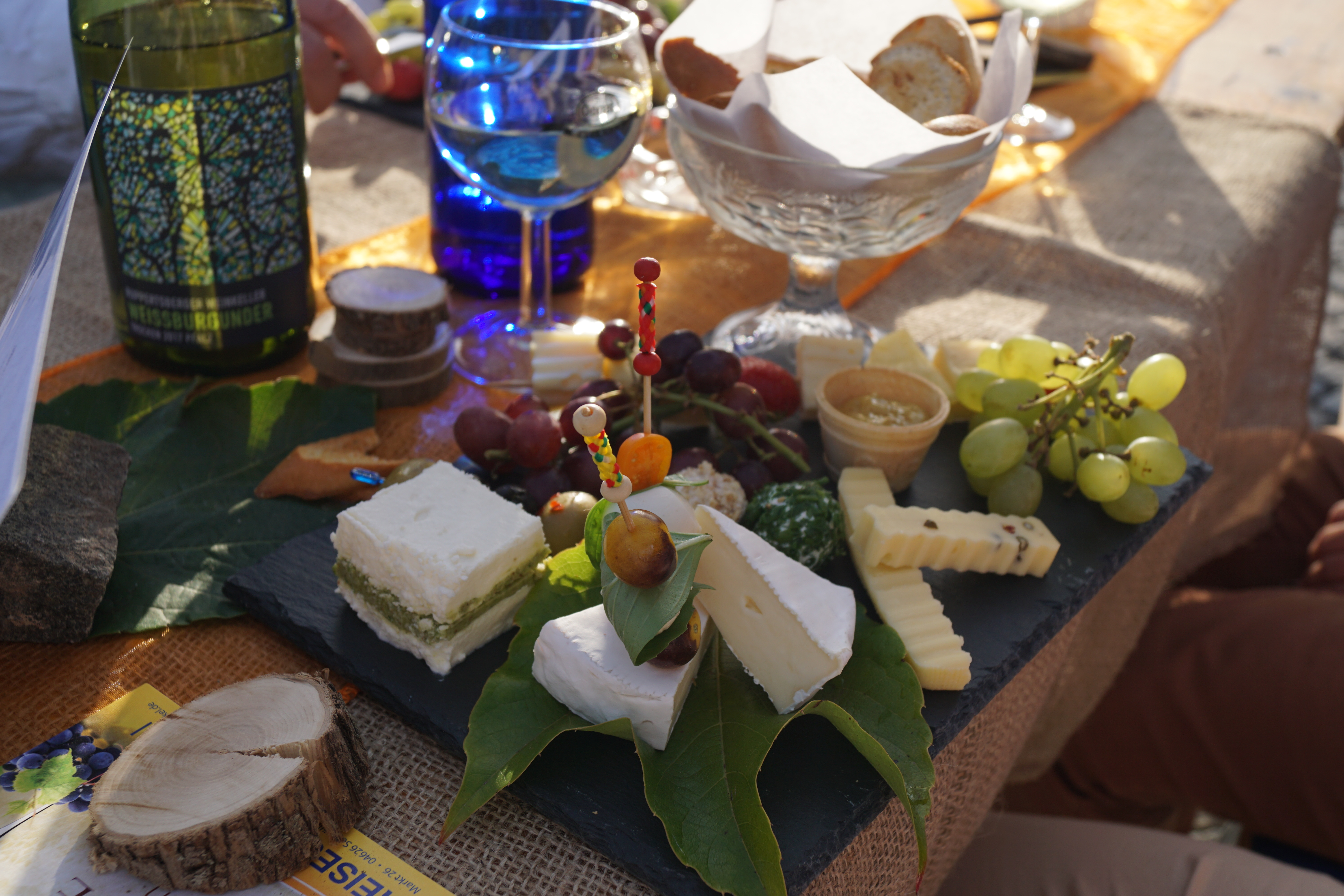 Traditioneller Weinabend im Rathausinnenhof