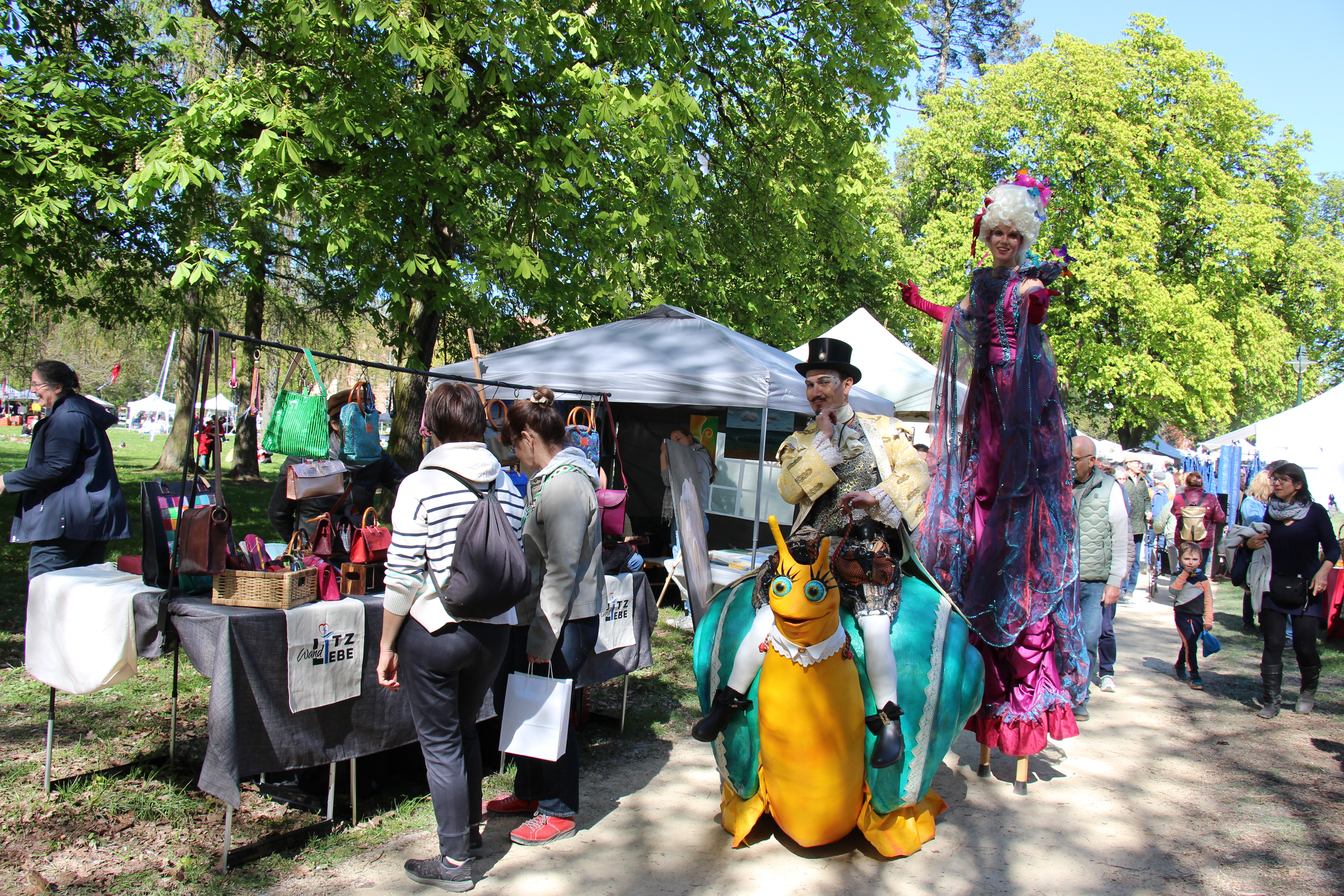 Kunst- und Handwerkermarkt im Stadtpark Bernau