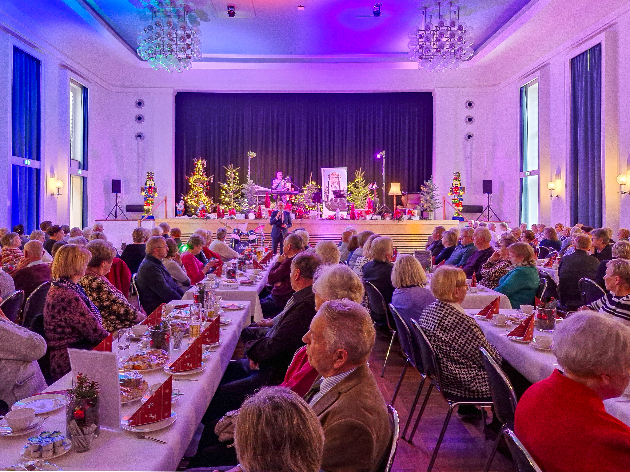 Weihnachtsfeier für Seniorinnen und Senioren