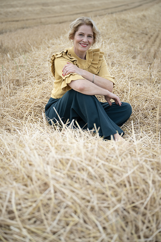 Lesung mit Martina Bogdahn aus „Mirabellentage“