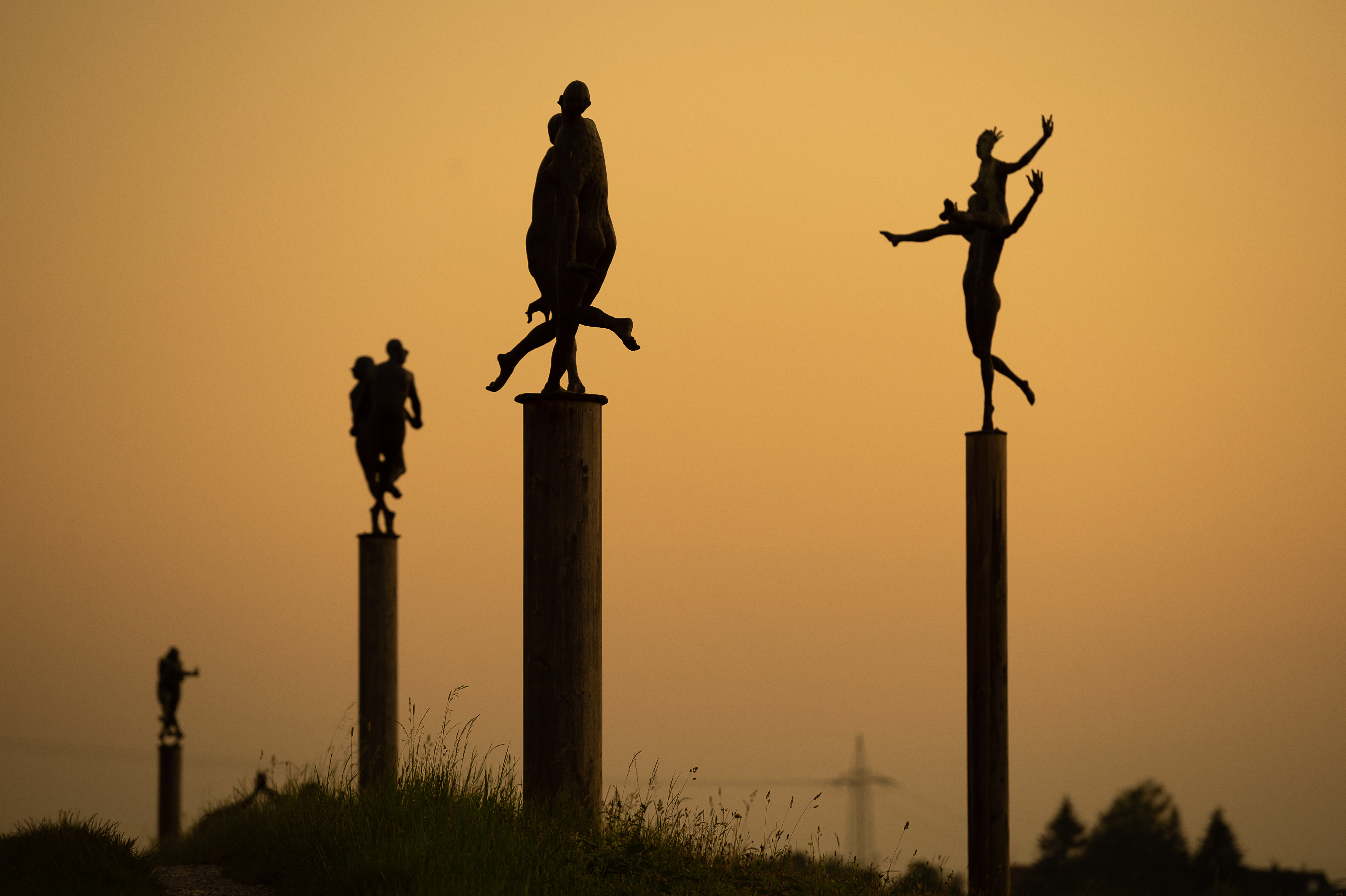 Spaziergang über die Skulpturenallee „Paare“