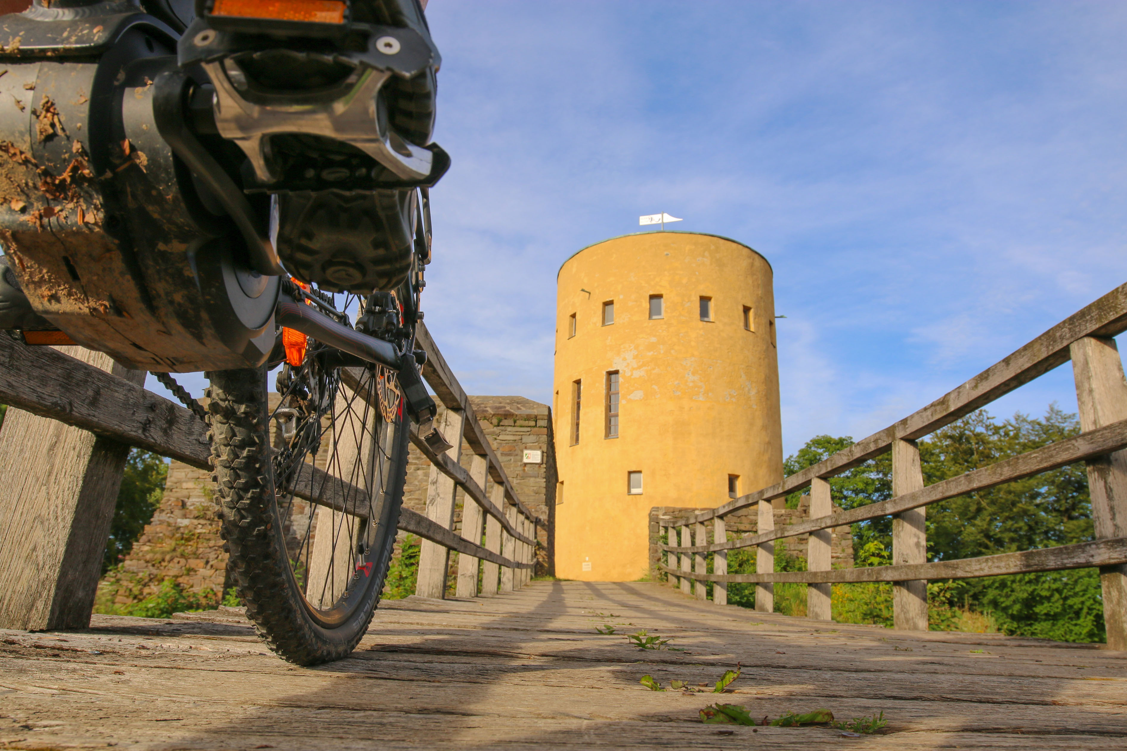 Geführte Radtour von der Ginsburg zur Wasserburg Hainchen