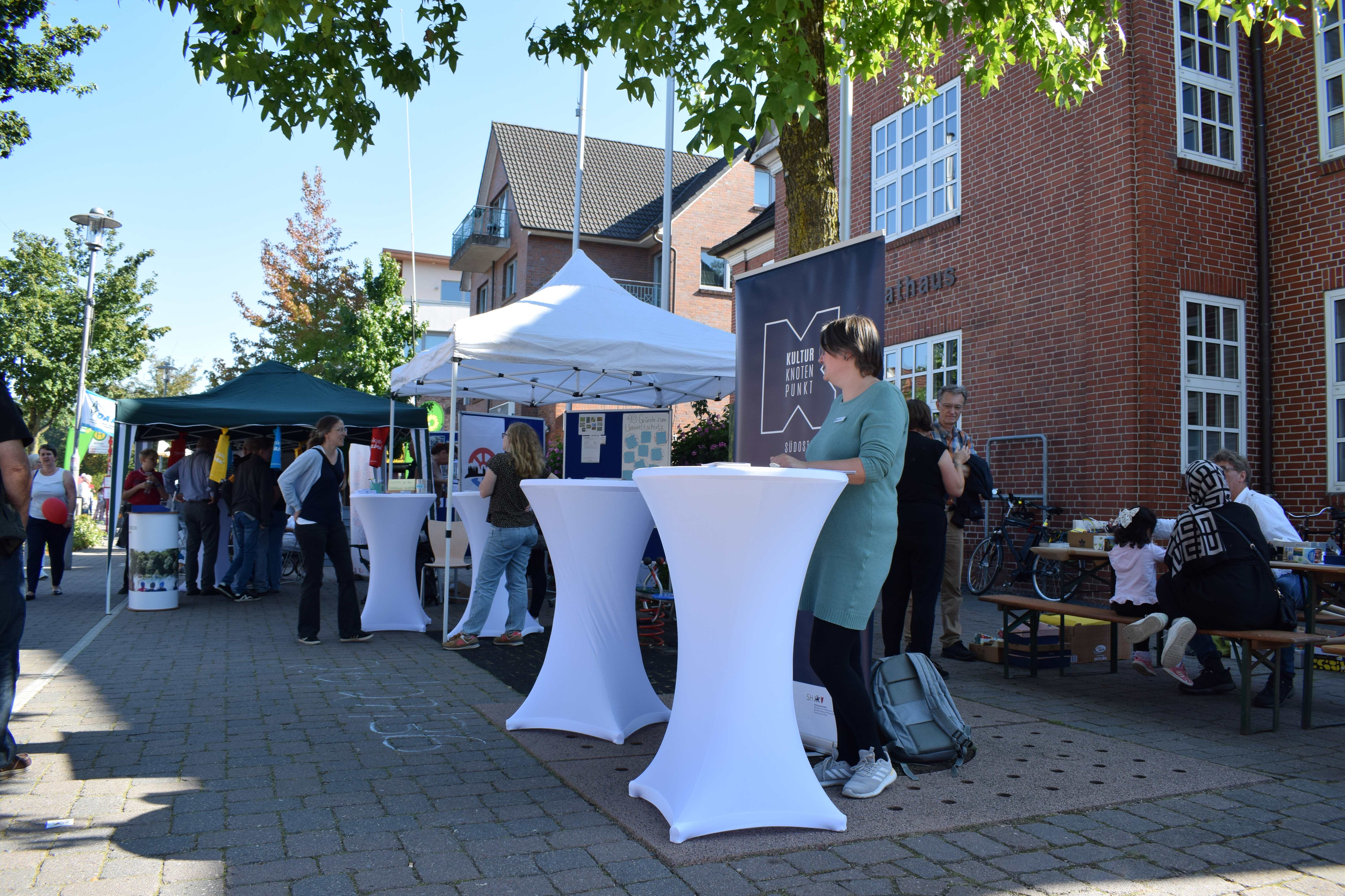Verkaufsoffener Sonntag mit Vereinsmeile „Bargteheide VEREINt“