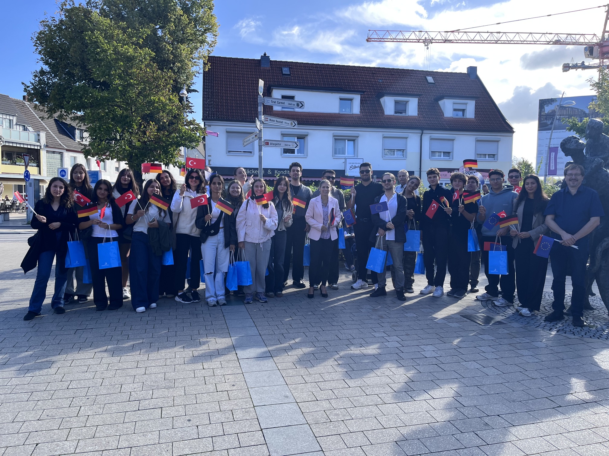 Partnerschaftskonzert der Jugend-Orchestergruppe aus Ataşehir und des Otto-Hahn-Gymnasiums